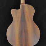 Guitare classique auditorium nylon sur mesure en cèdre rouge